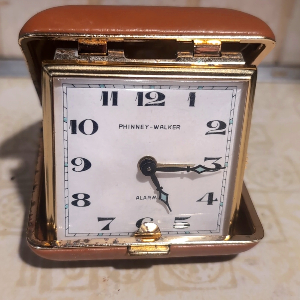Mid Century Vintage Phinney-Walker Travel Alarm Clock